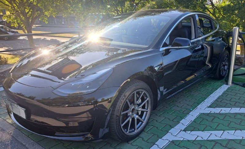 TESLA MODEL 3, viatura da frota GOAXIS
